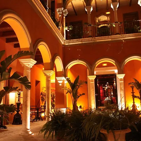 Hotel Casa Del Poeta 4*