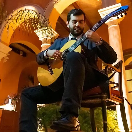 Hotel Casa Del Poeta