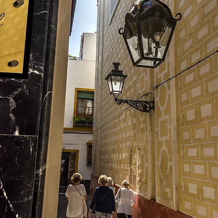 Casa Del Poeta 4* إشبيلية