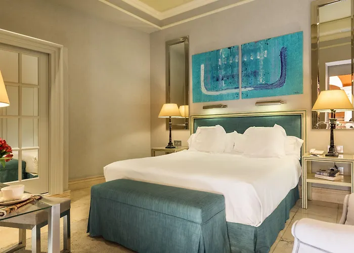 Casa Del Poeta 4*