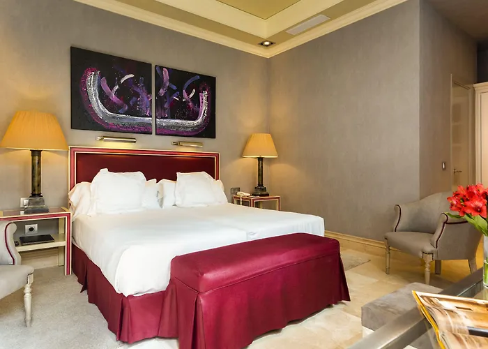Casa Del Poeta 4*