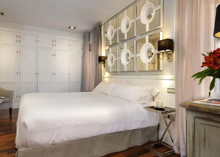 Отель Casa Del Poeta 4*