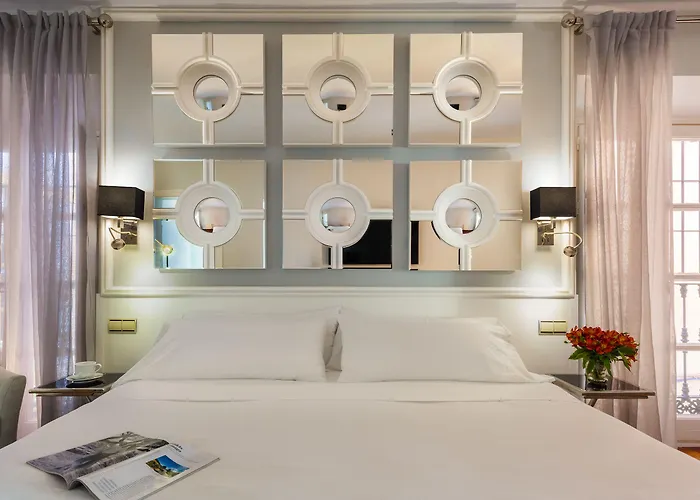 Casa Del Poeta 4*